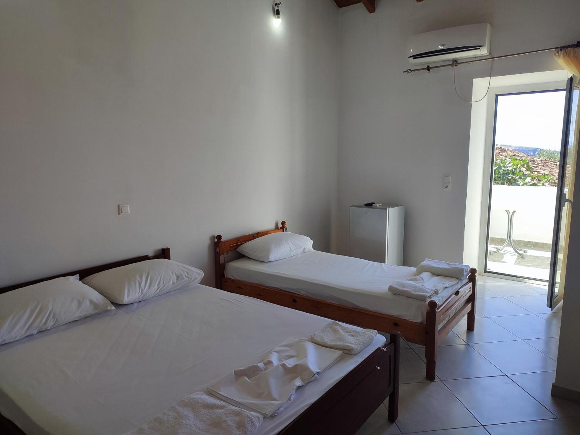 Petros Rooms Хімара Екстер'єр фото