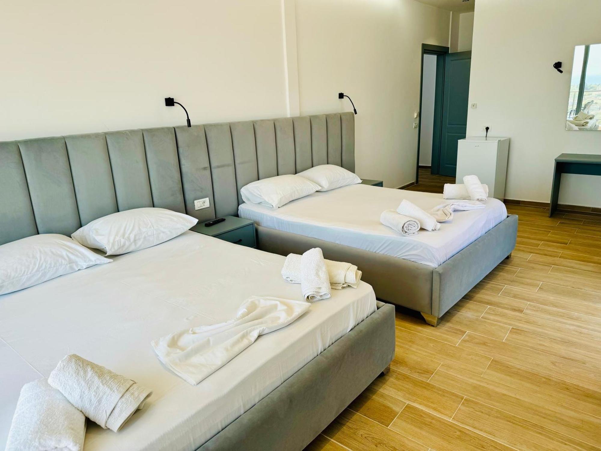 Petros Rooms Хімара Екстер'єр фото